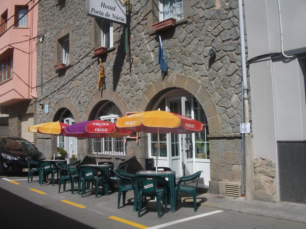 Hostal Porta De Núria Ribes De Freser Exterior foto